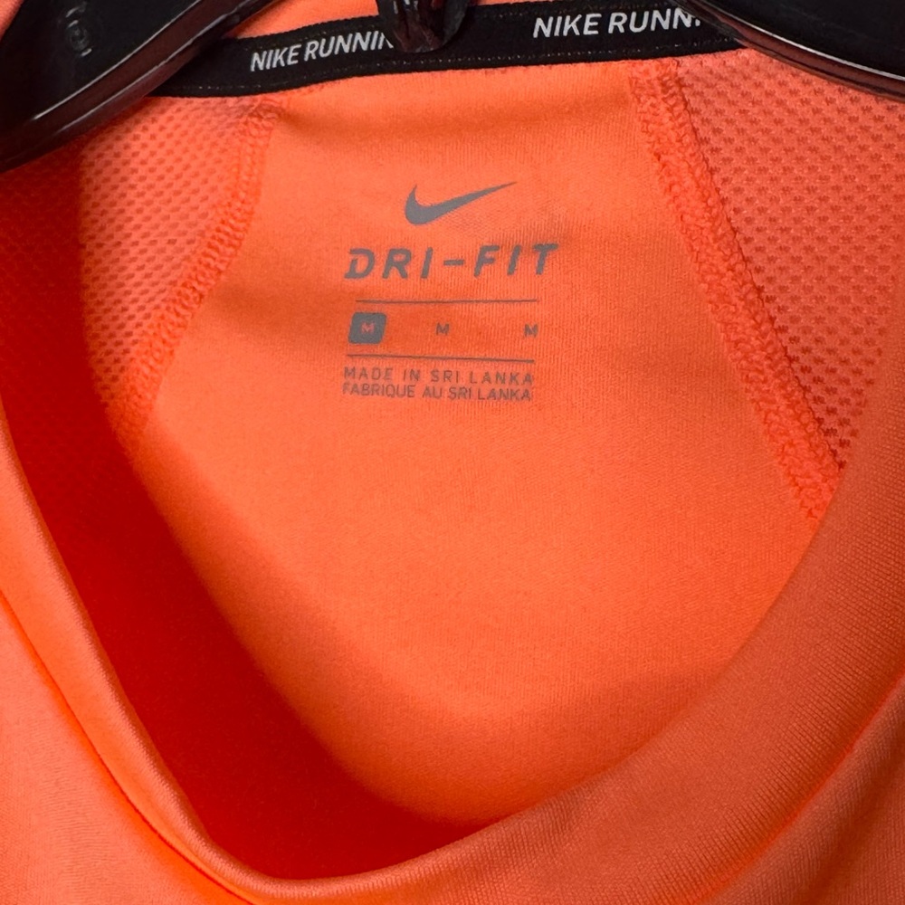 Nike Women's Vibrant Coral Short Sleeve Tee - Picture 9 of 14